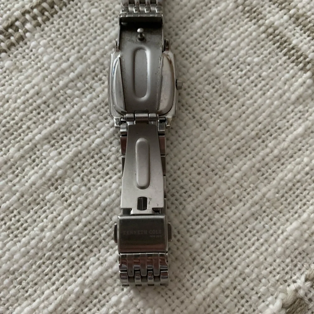 Kenneth Cole Watch - Picture 3 of 4